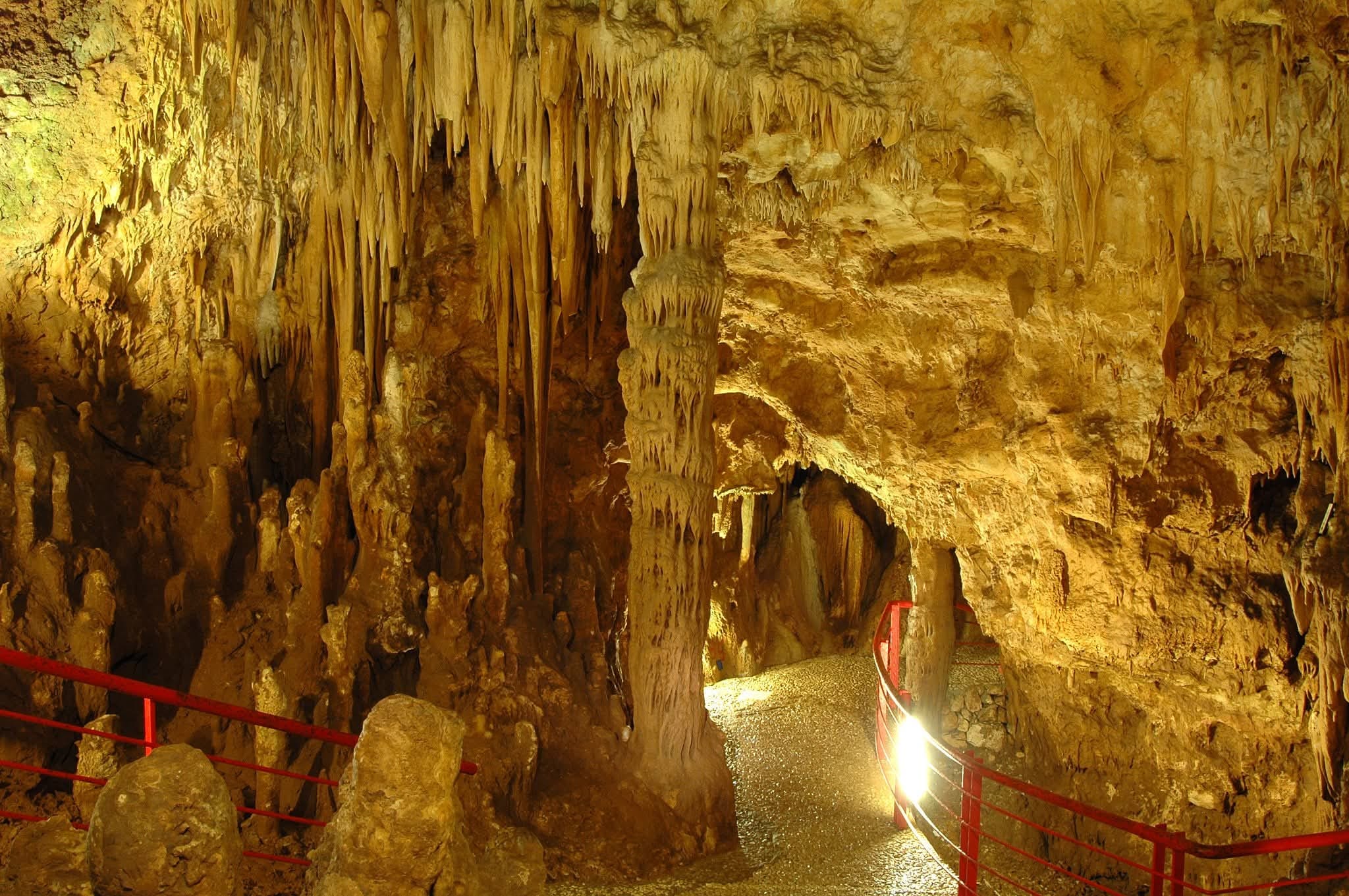 Grotte di Pastena