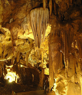 Formazioni rocciose nelle grotte